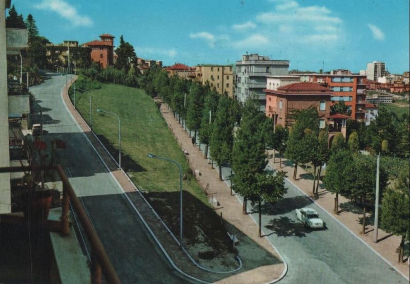 Ansichtskarte Italien - Macerata - Viale Carradori - ca. 1980 aus der Kategorie Macerata