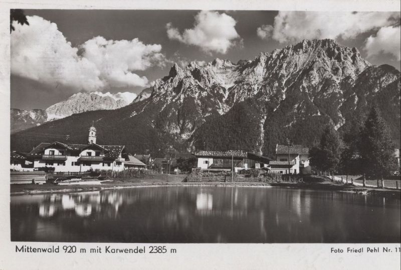 Ansichtskarte Mittenwald - mit Karwendel aus der Kategorie Mittenwald