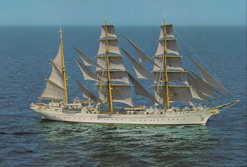 Ansichtskarte Gorch Fock Segelschulschiff aus der Kategorie Schiffe